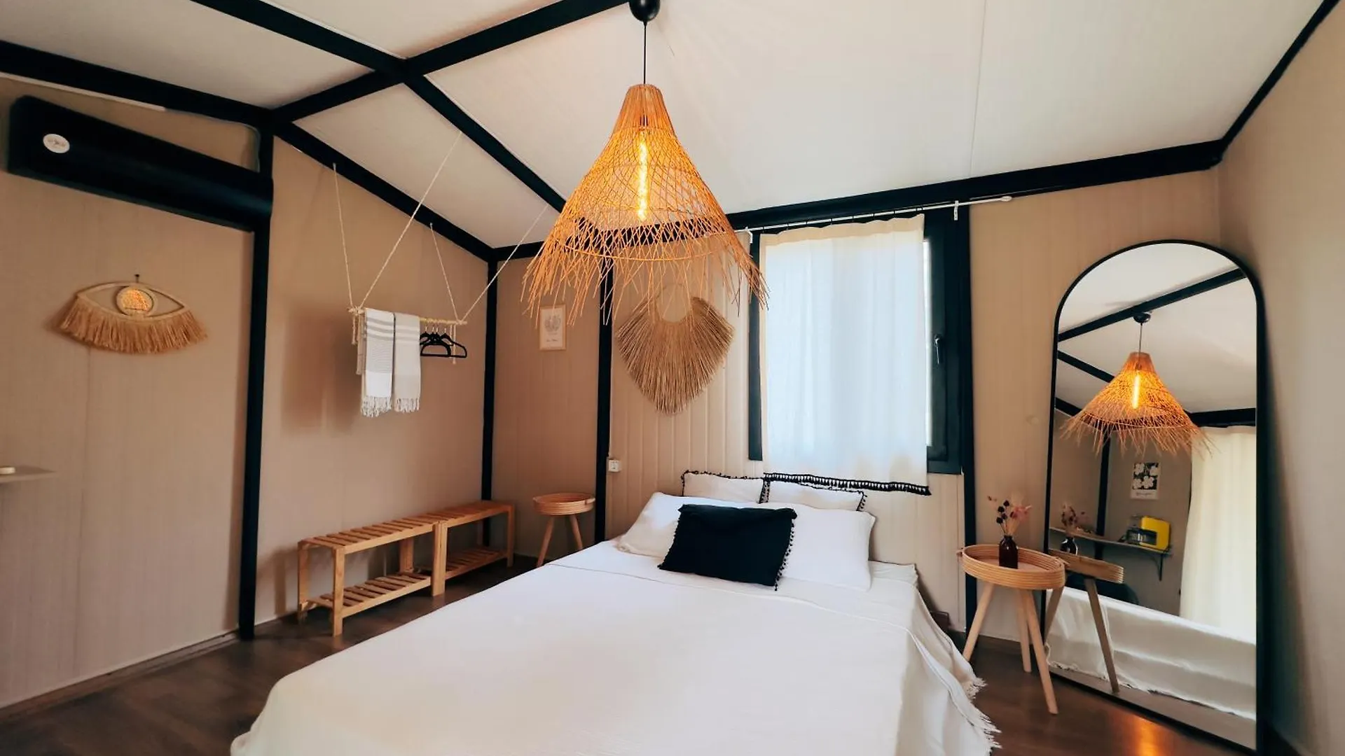 Bed and Breakfast Alpinia Houses&Garden Fethiye Turcja